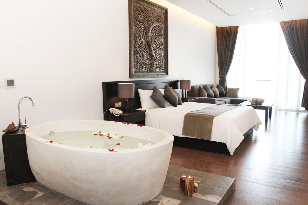 Blue Crystal Boutique Hotel Phnom Penh Dış mekan fotoğraf