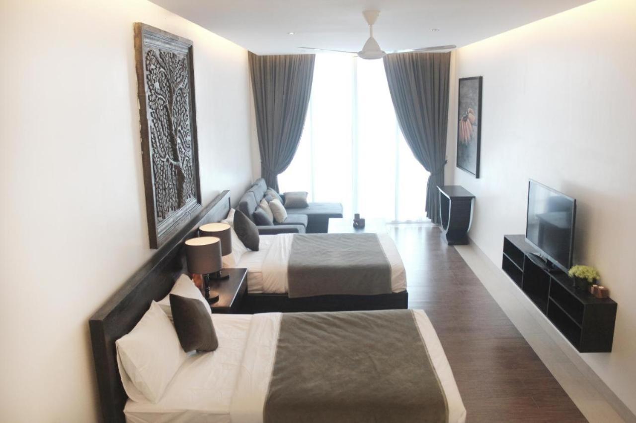 Blue Crystal Boutique Hotel Phnom Penh Dış mekan fotoğraf