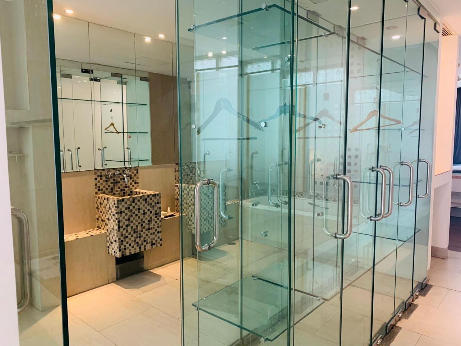 Blue Crystal Boutique Hotel Phnom Penh Dış mekan fotoğraf