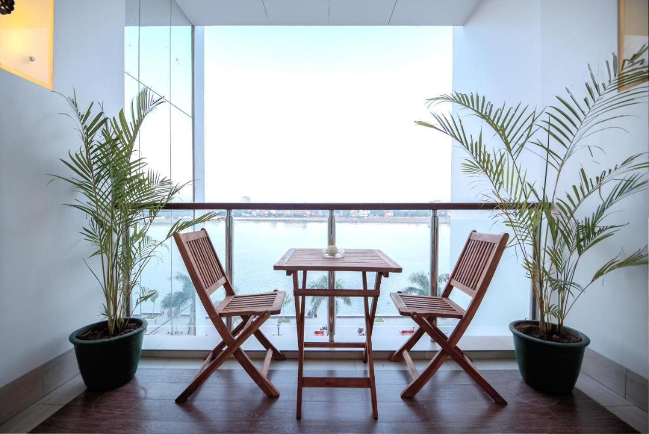 Blue Crystal Boutique Hotel Phnom Penh Dış mekan fotoğraf